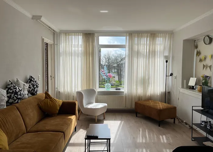 Lovely And Spacious Apartment In Purmerend